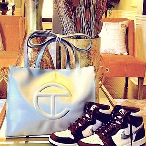 🛑SOLD 🛑 Authentic NWT Telfar Medium Shopping Bag